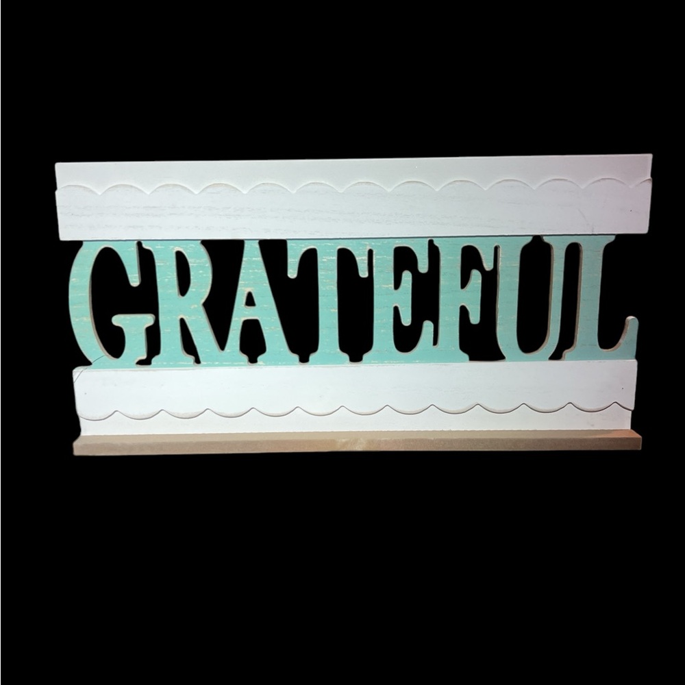 GRATEFUL WOODEN TABLE SIGN HOME DECOR
